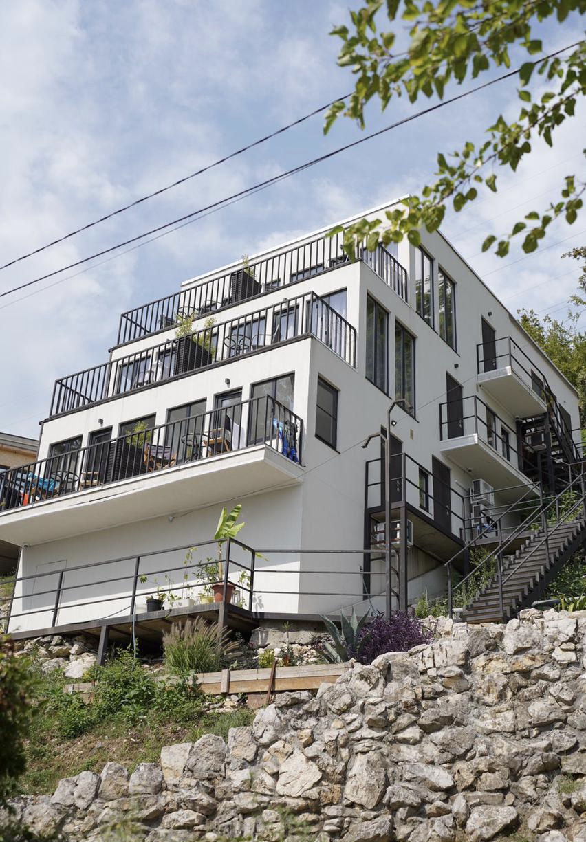 Фото Белый Сад