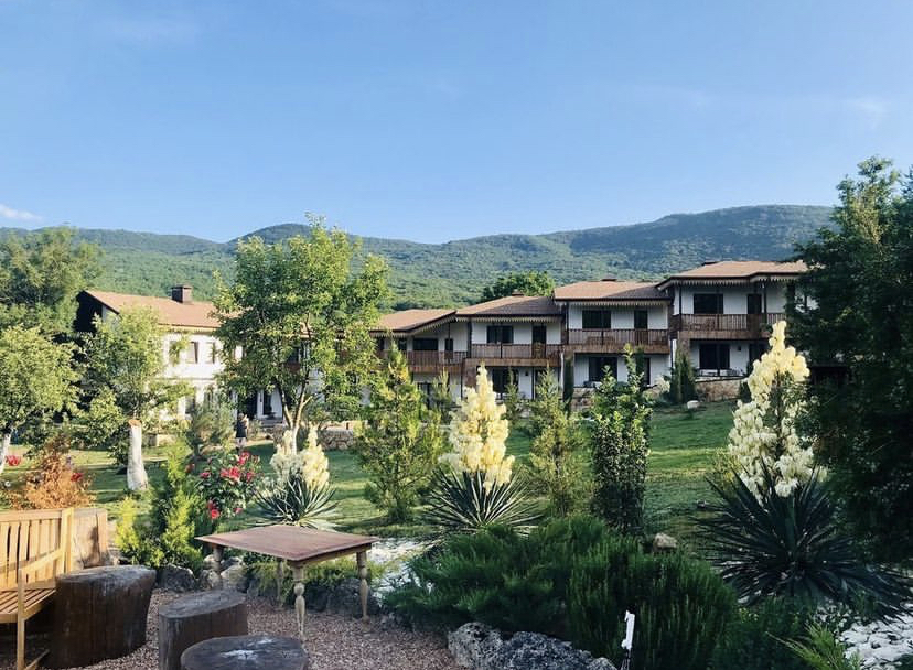 Фото отеля 1