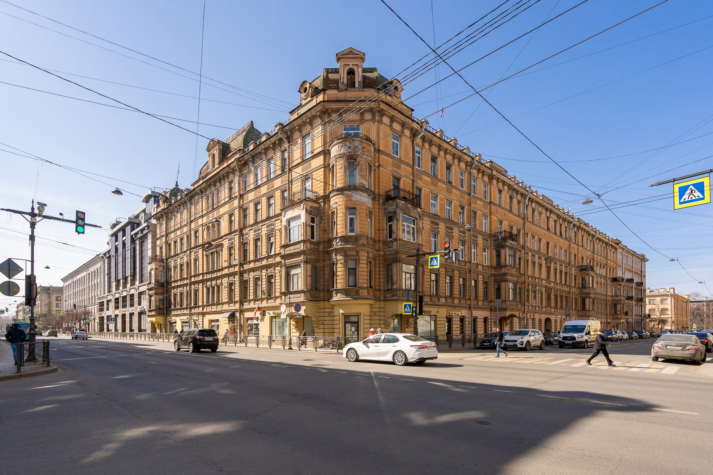 Фото Adams House