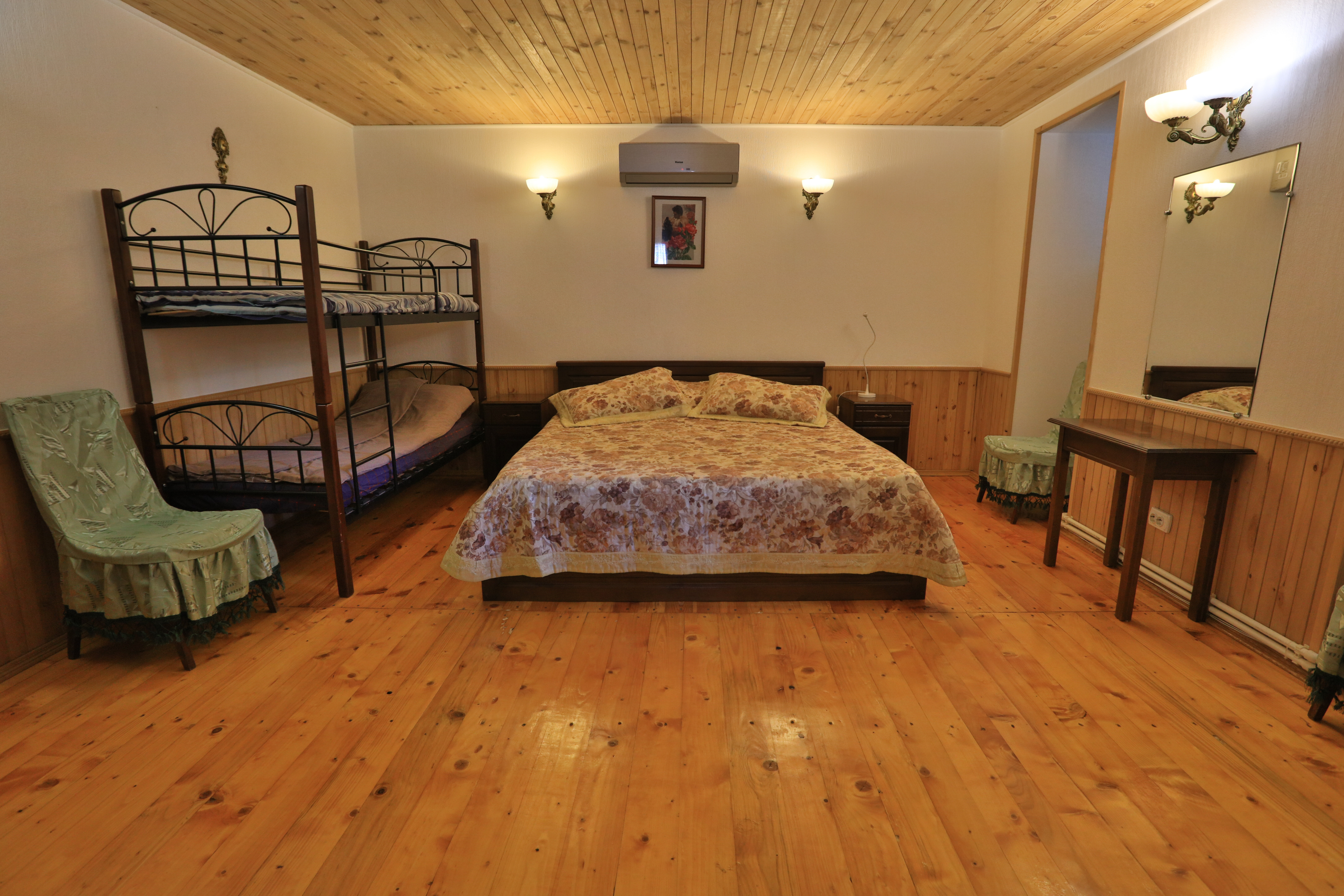 Фото Можжевеловый дворик