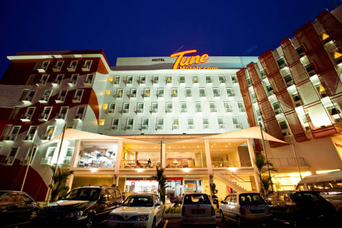 Фото Tune Hotel - Danga Bay, Johor