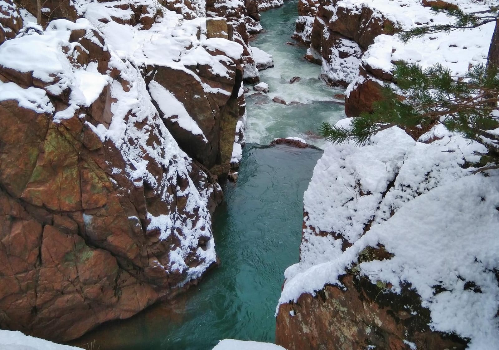 Фото Горное озеро от Травел Хотелс Антураж