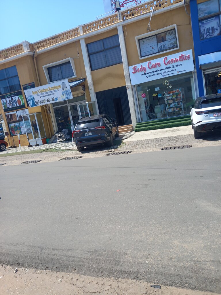 Shoe store Awo's Unisex Boutique, Accra, photo