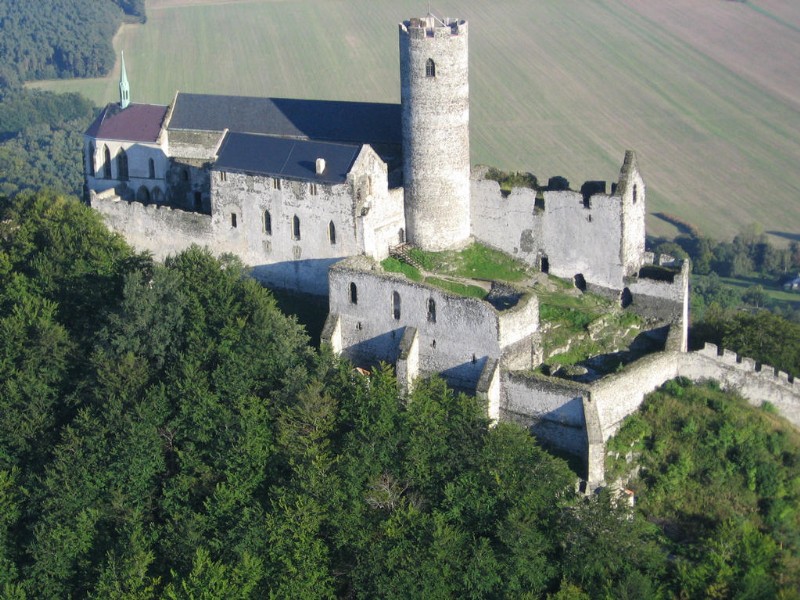 Замок бездез чехия фото Фото: Zamek Bezděz, достопримечательность, Либерецкий край, Ческа-Липа - Яндекс 