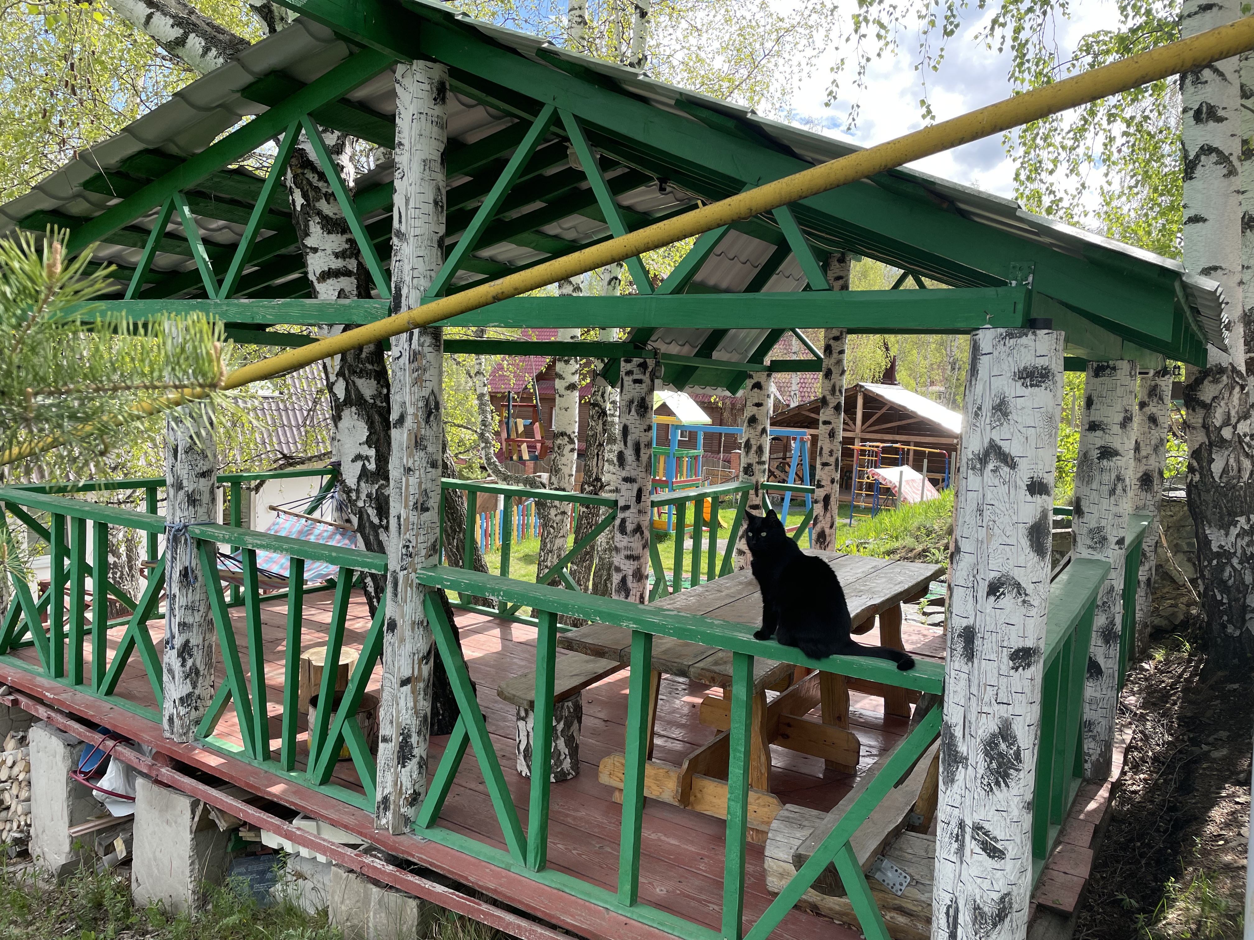 Фото Теремок в горах