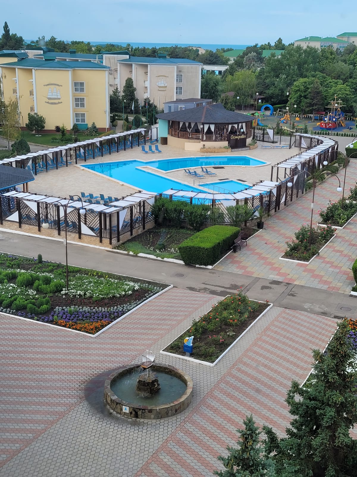 Фото отеля 1