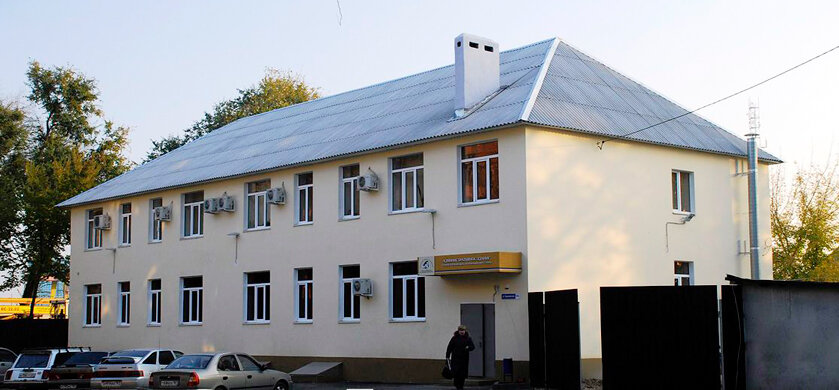 Municipal housing authority Administrativnoye zdaniye gruppy upravlyayushchikh organizatsy ZhKKh g. Azov, Azov, photo