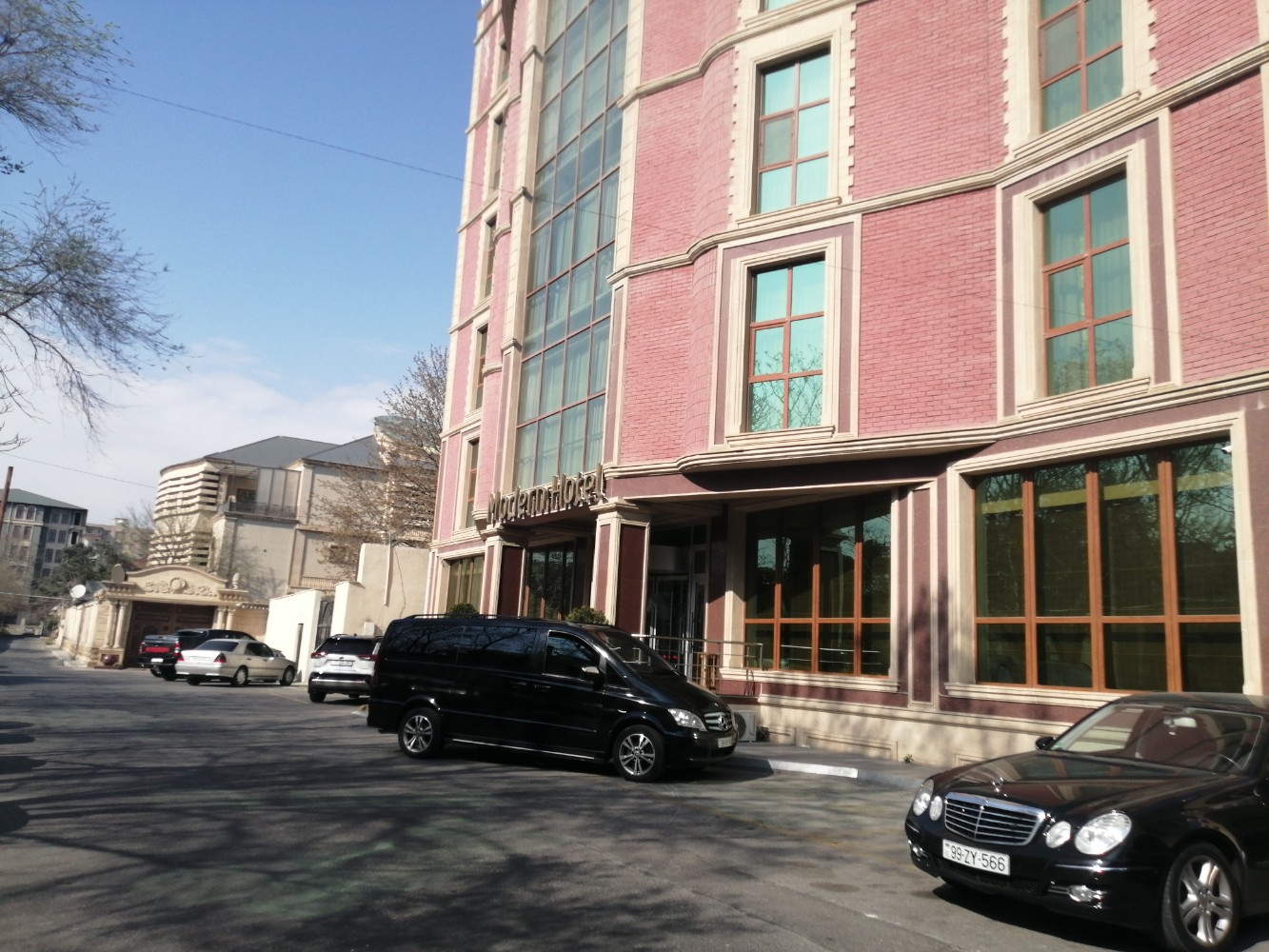 Фото Modern Hotel Baku