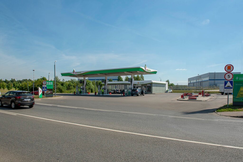 Gas station Tatneft, Moscow, photo