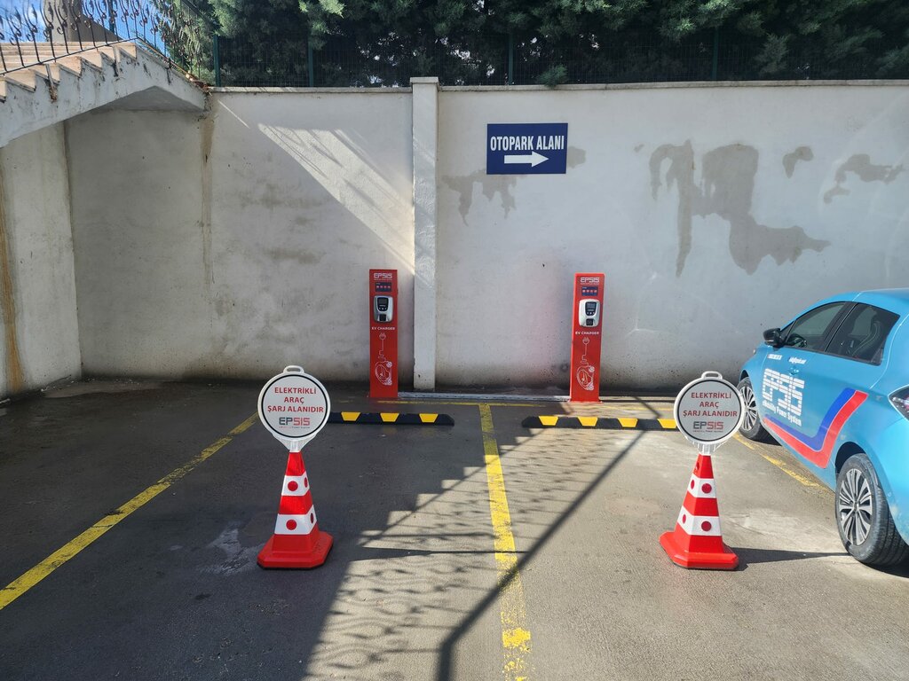 Electric car charging station Epsis, Ankara, photo