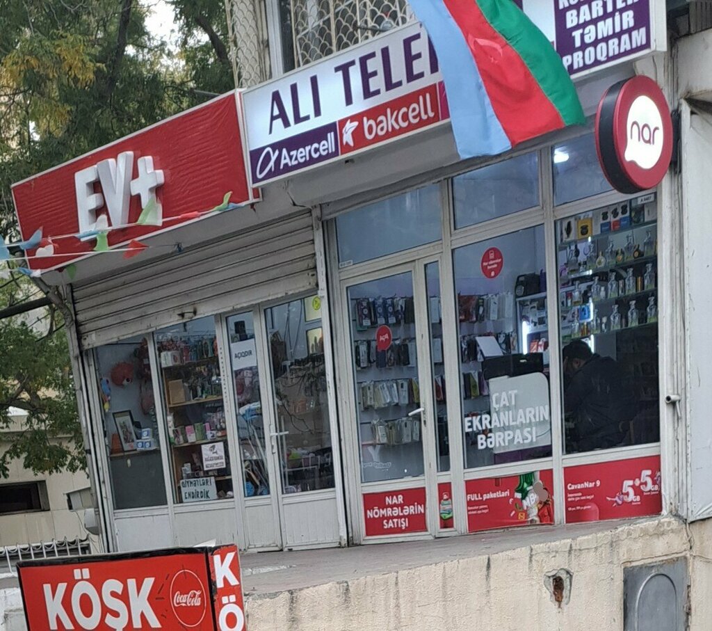 Cep telefonu aksesuarları Ali telekom, Bakü, foto