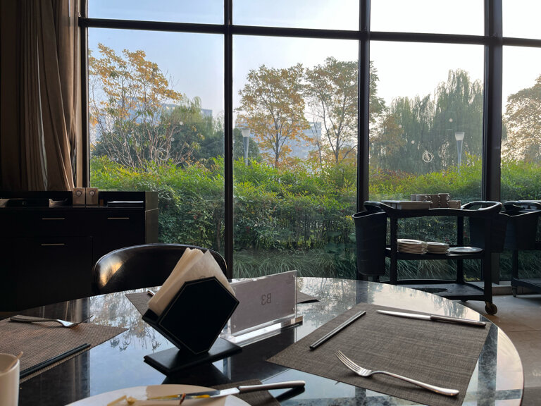Фото Sheraton Grand Shanghai Pudong Hotel & Residences