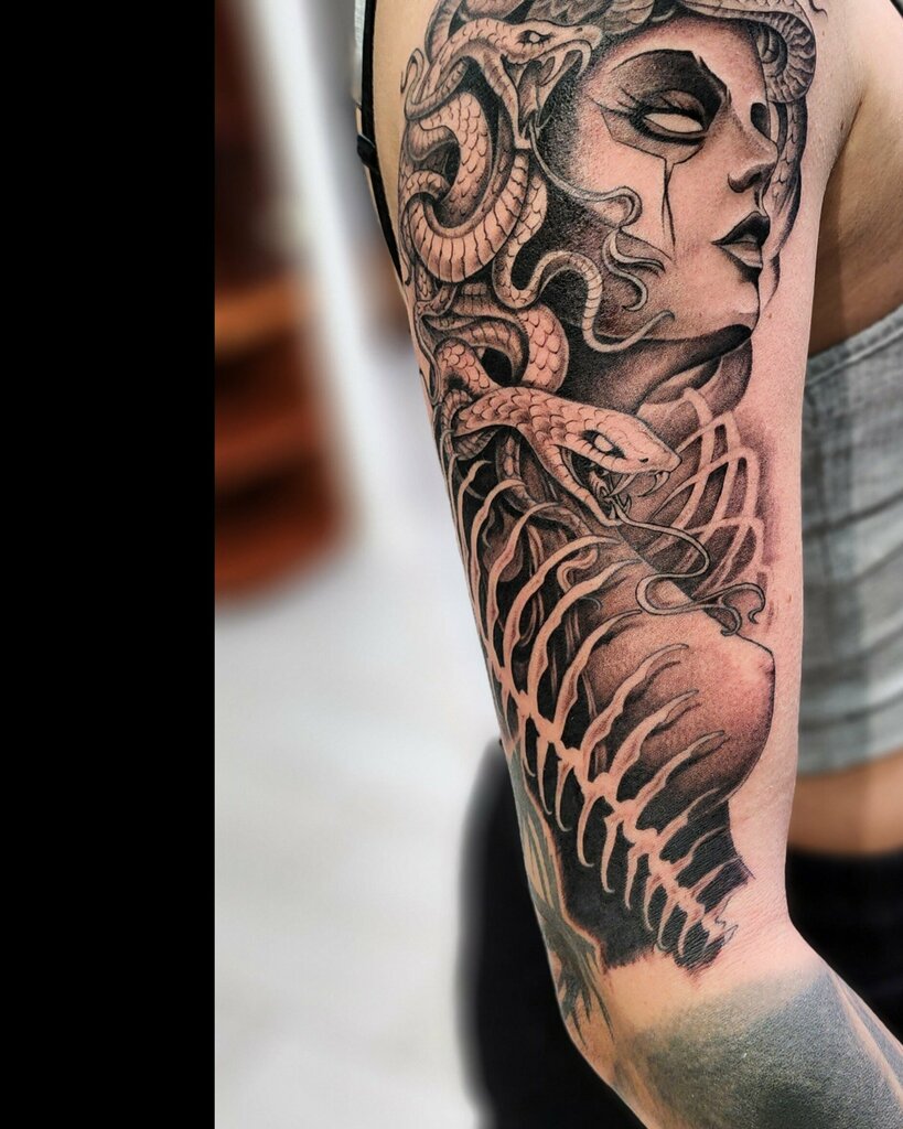 Tattoo studio Anisimov art tatoo, Lubercy, photo