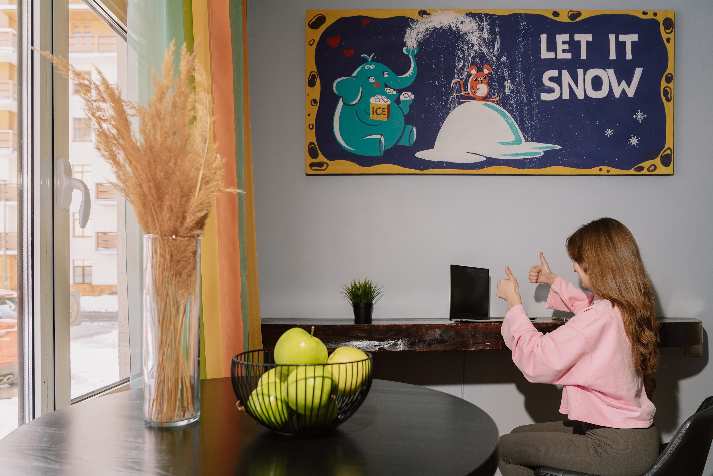 Фото Ays Let IT Snow