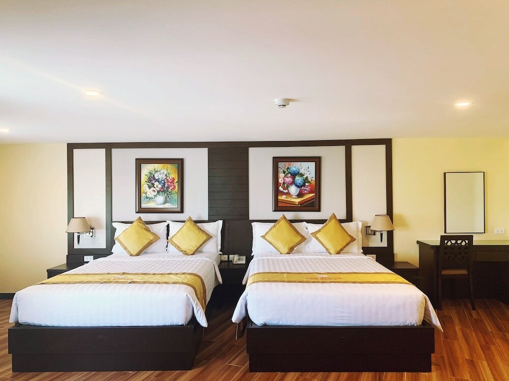 Фото Hoang Minh Chau Ba Trieu Hotel