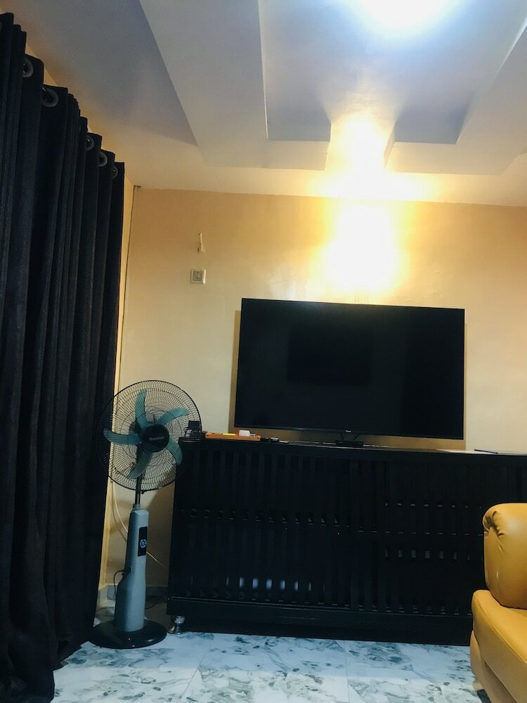 Фото Umbrella Properties Eleyele Ibadan