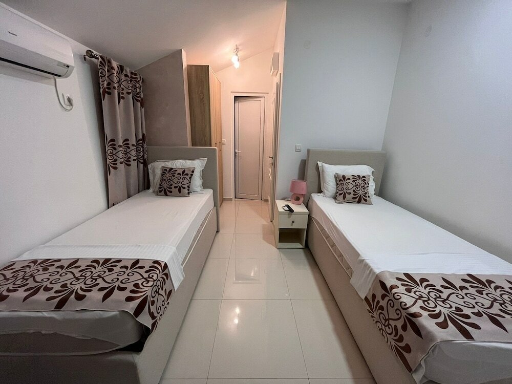 Фото Апарт-отель Pearl Apartments