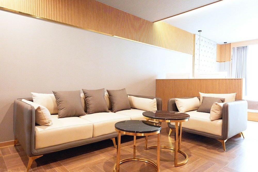 Фото Grand Bern Hotel