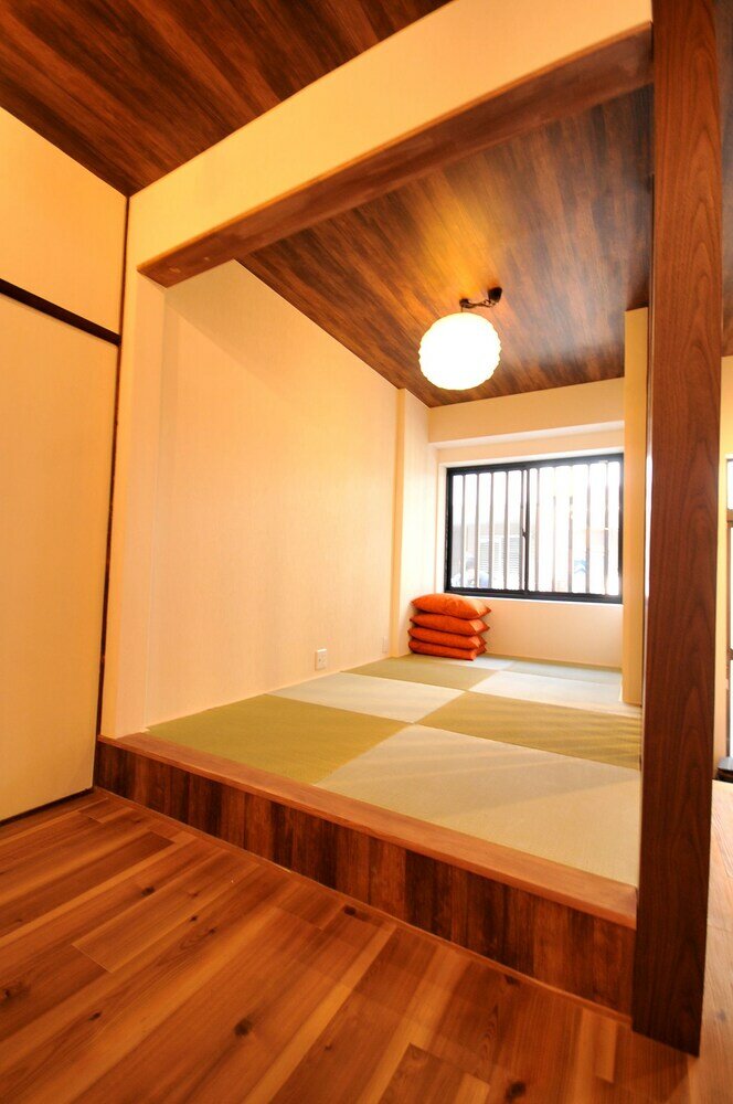 Фото Condominium House in Osaka Shin-Fukae