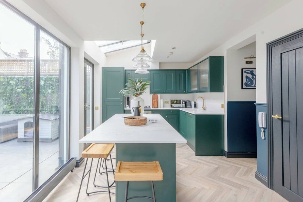 Фото Contemporary Elegance - 2bd Flat, Clapham!