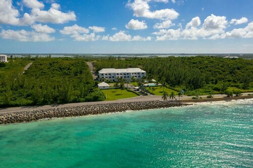 Гостиница Ocean Terraces Two Bedroom 2 в Нассау