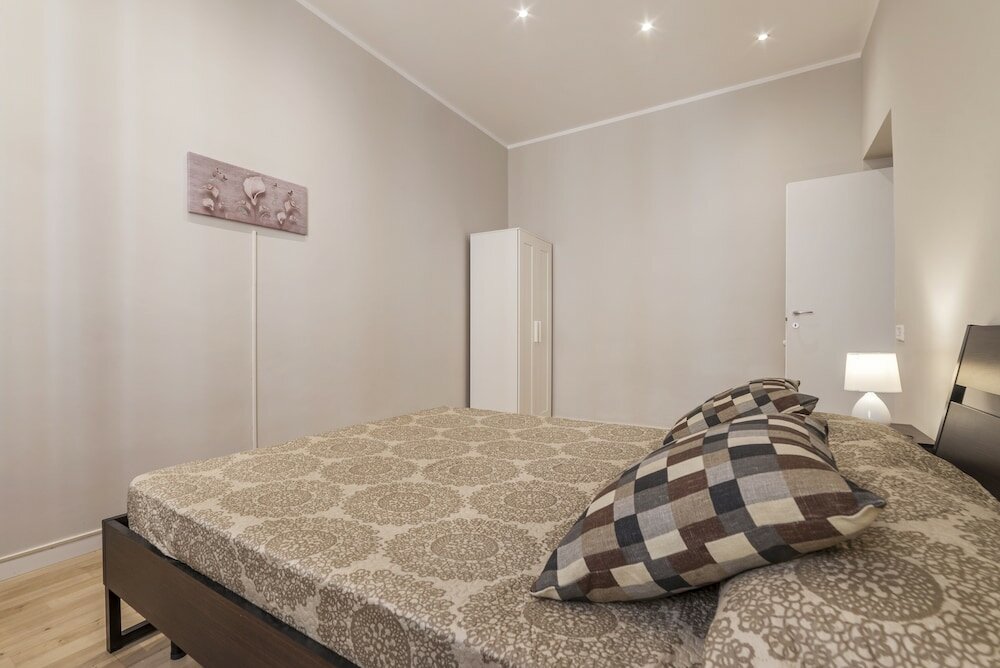 Фото Vittorio Emanuele Apartment