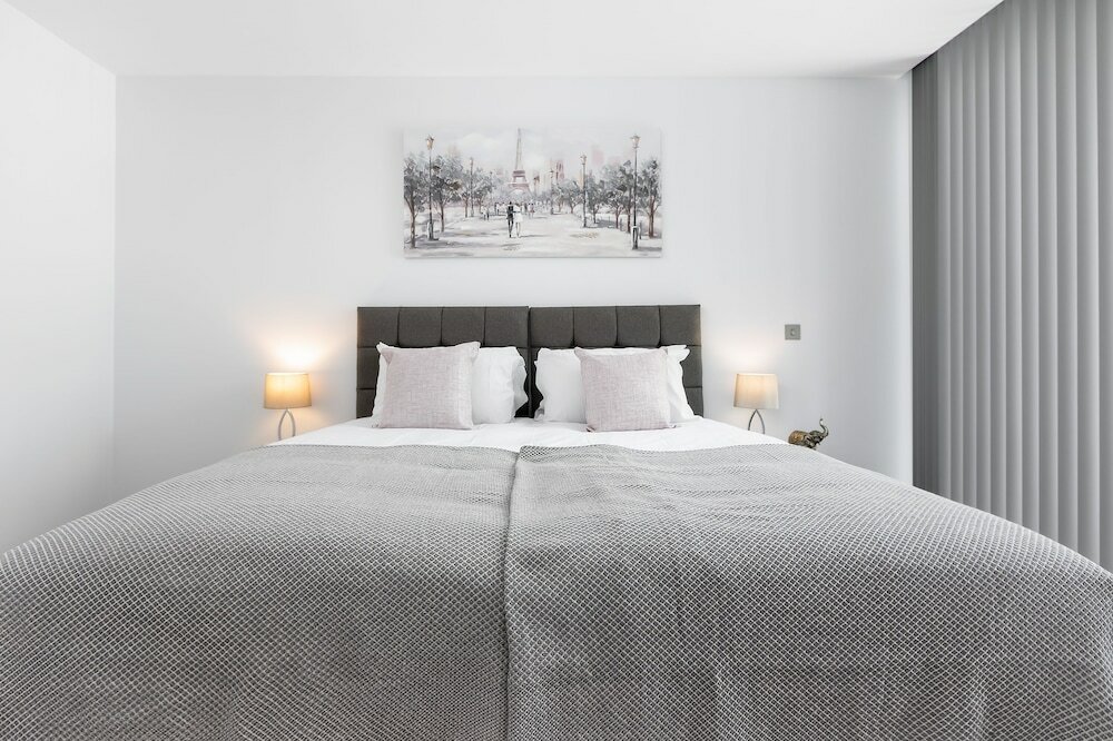 Фото Lt Greenwich 3 Bed Townhouse