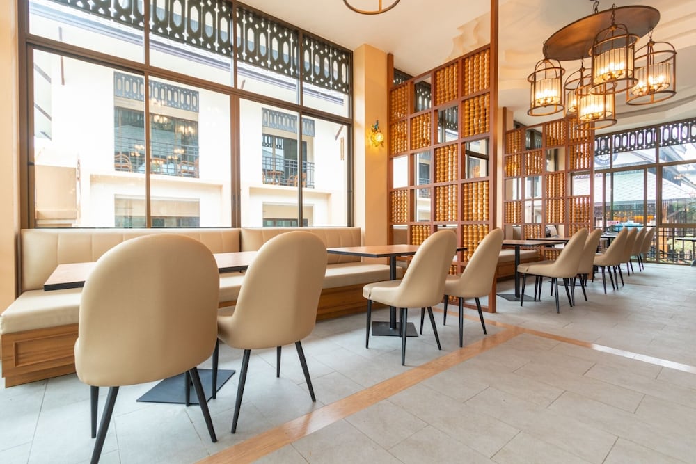 Фото Peacock De Pai Hotel