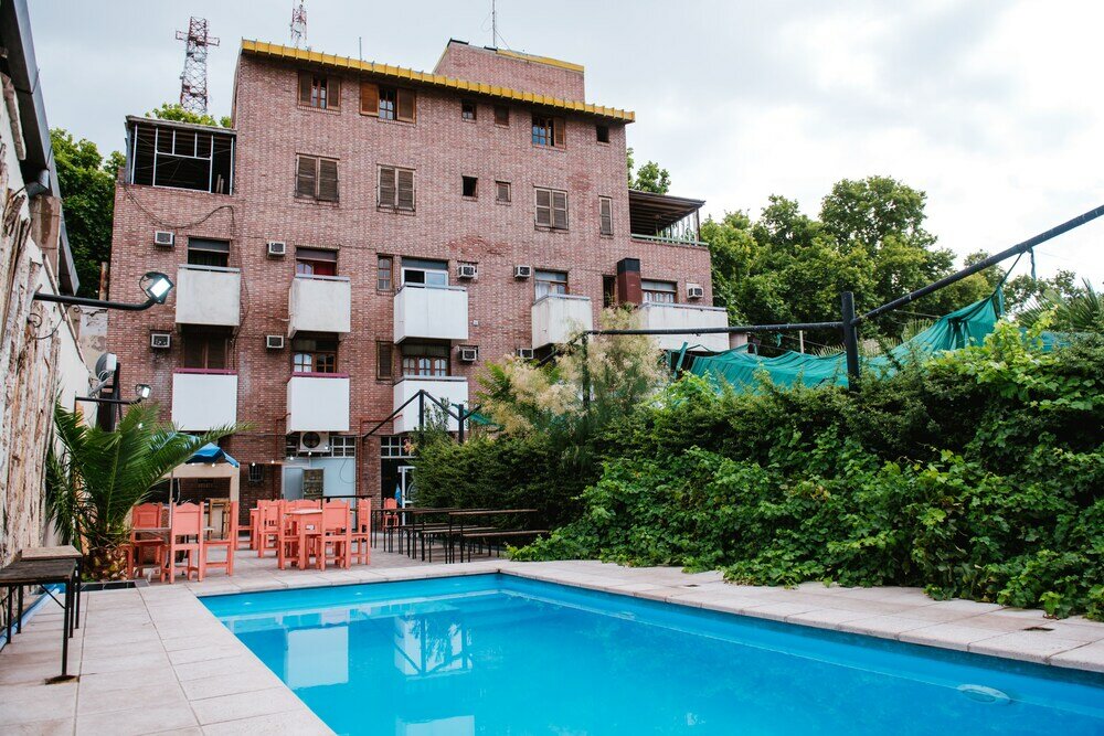 Фото отеля 2