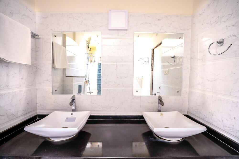 Фото White Lotus by Orbit Hotels