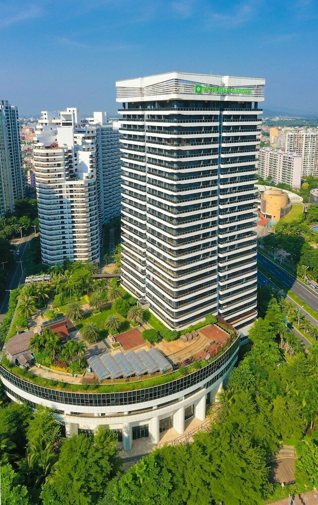 Hotel Wyndham Garden Lingshui, Hainan, photo