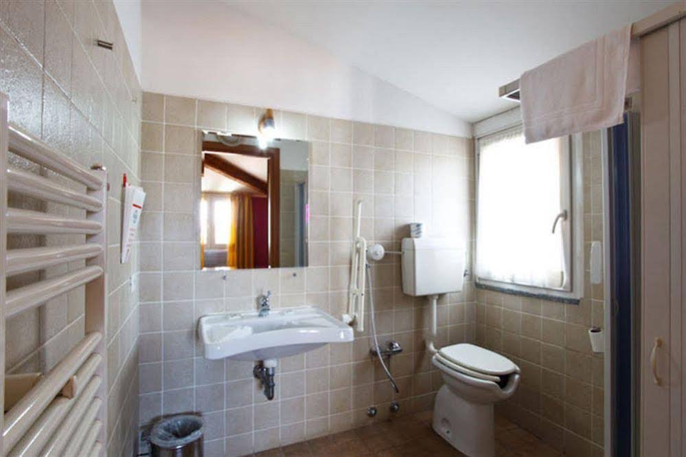 Фото Hotel Brenta Milano