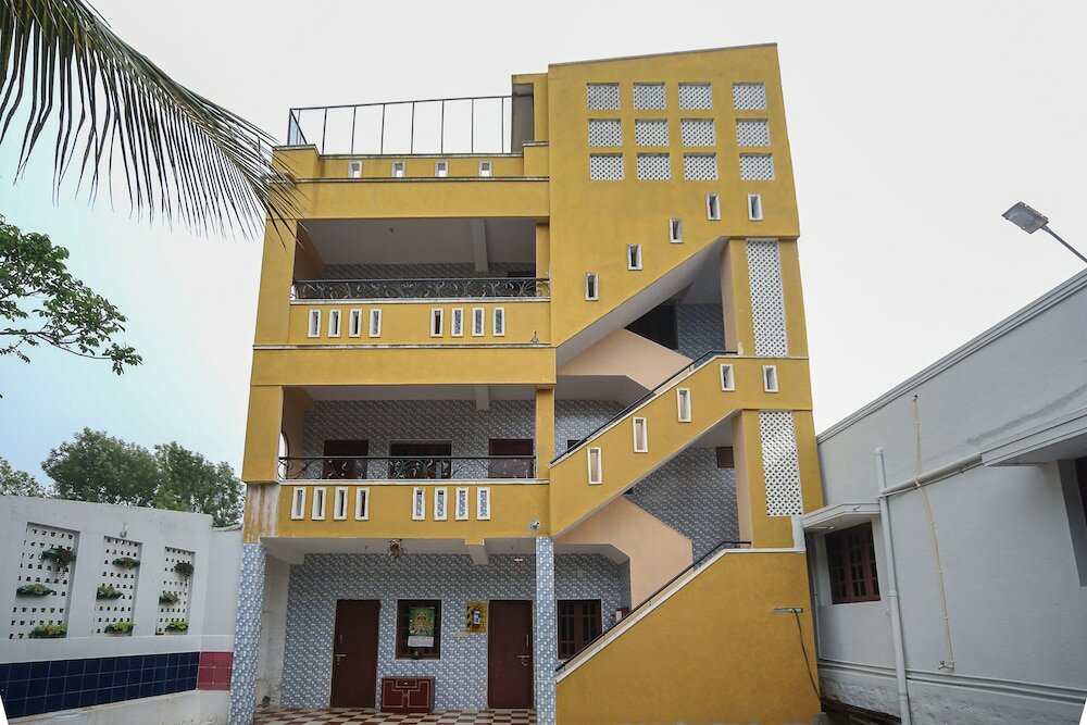 Фото Oyo 41072 Hill View Cottages