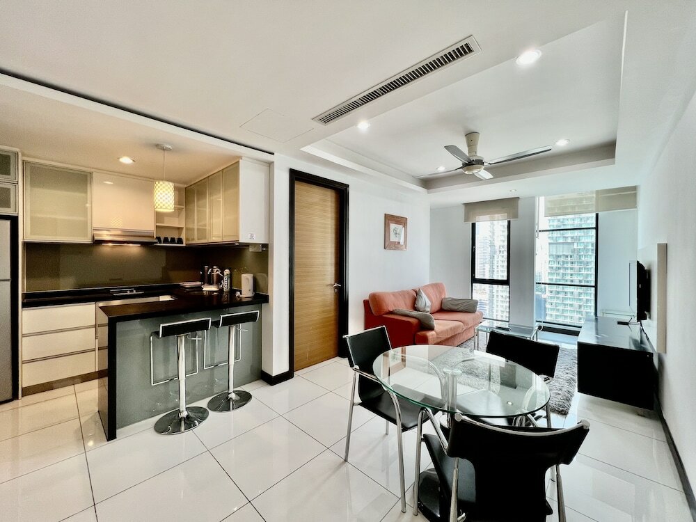 Фото Stylish Casa Residency Service Apartment