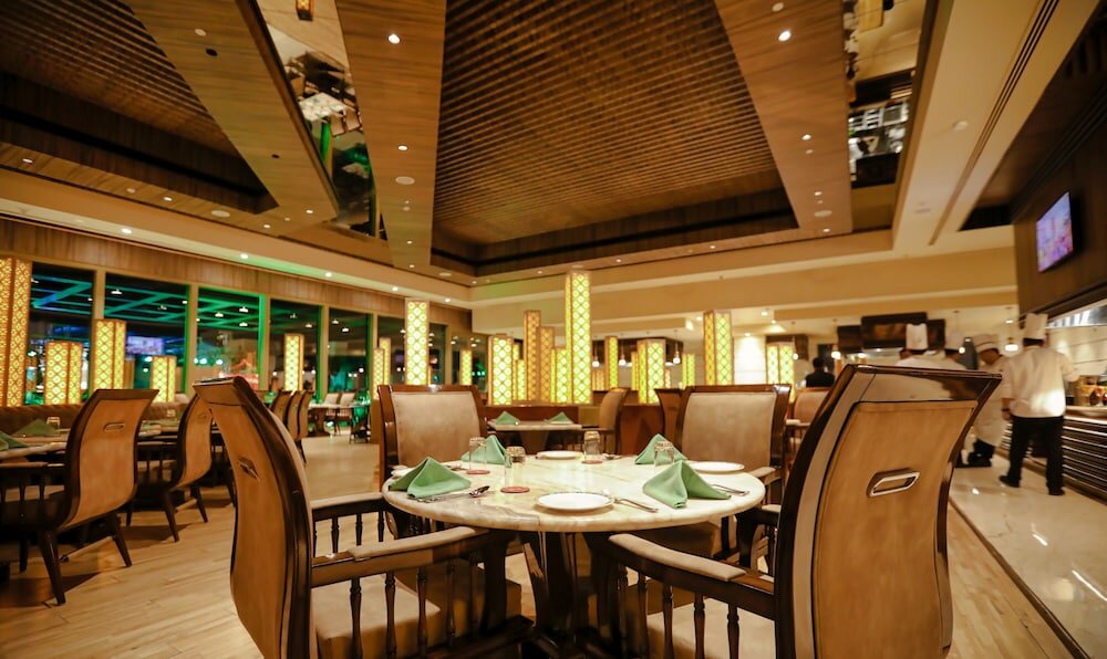 Фото Seven Seas Hotel