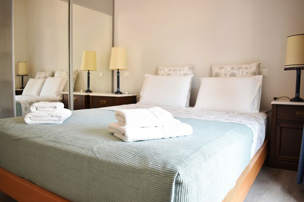 Фото A Skip Away from the Acropolis Museum