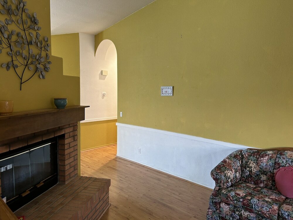 Фото Private bedroom in Country house near wineries