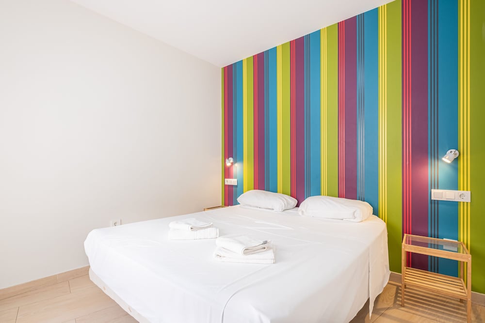 Фото Apartamentos La Rosita Old Town