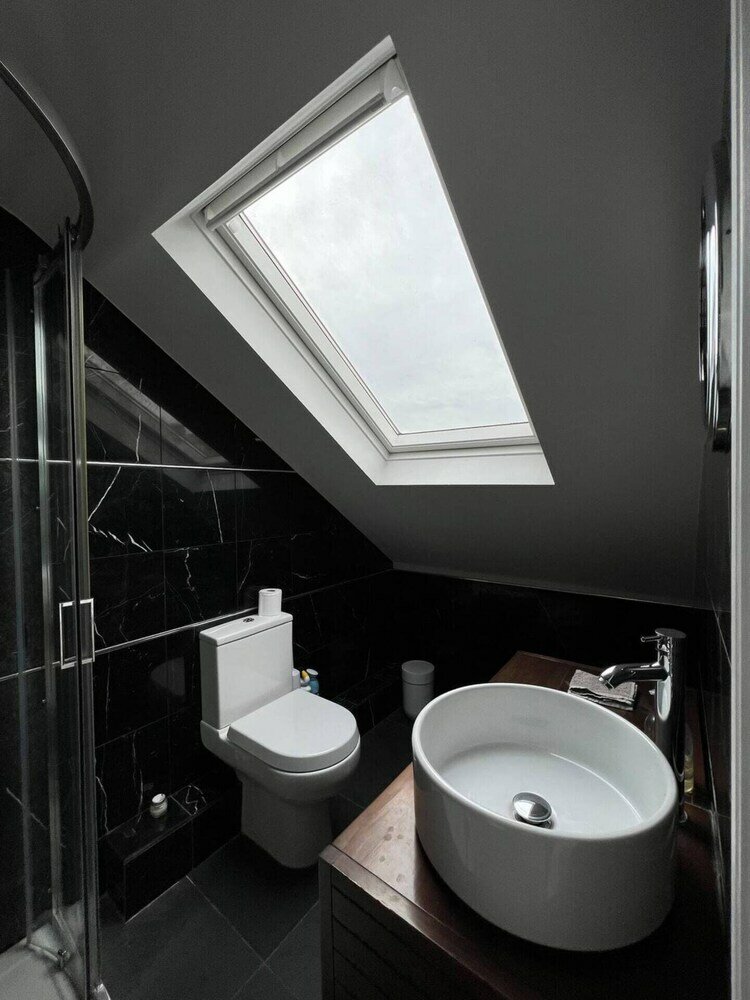 Фото Gorgeous 3 Bedroom Home in Quaint Southfields