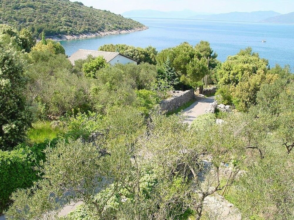 Фото Griv - Close to the sea - A1