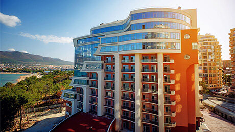 Emlak ofisi Soyuz Zastroyshchikov Gelendzhika, Gelencik, foto