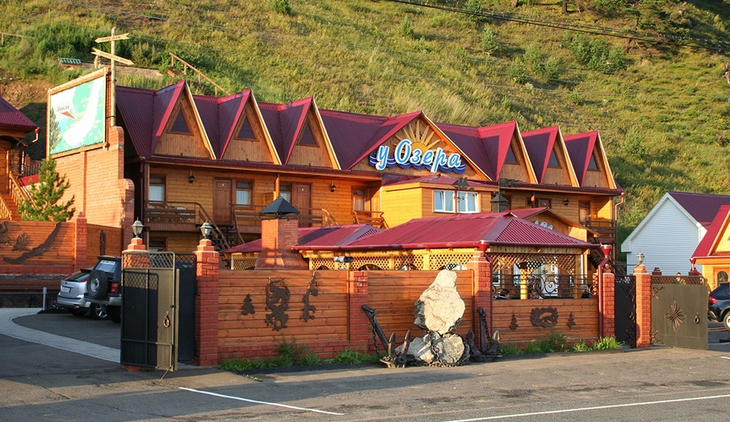 Гостиница у озера