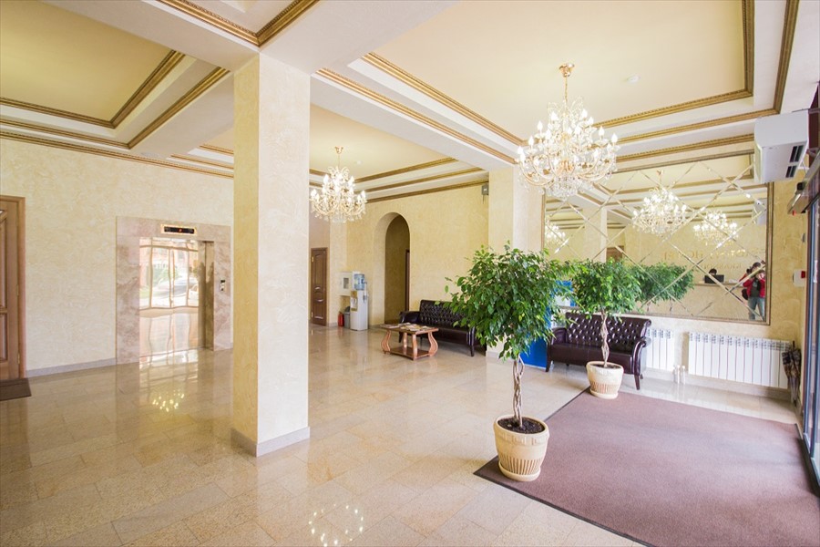 Фото отеля 2