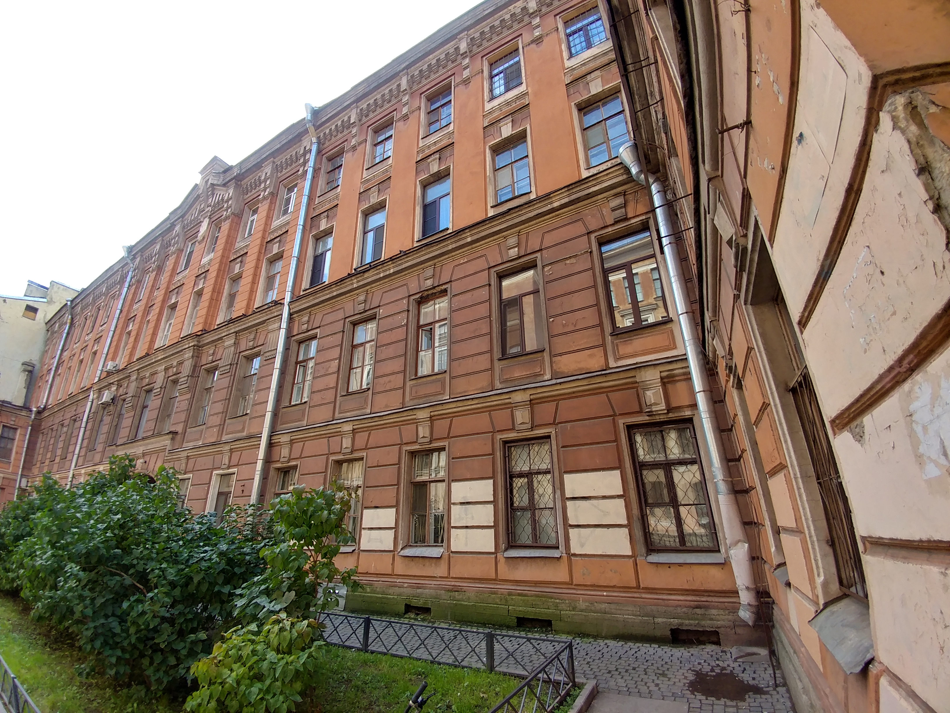 Фото СТН на Графском 7