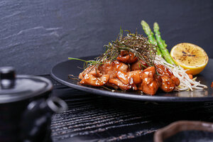 Mizu Restaurant (Claren Towers, Downtown Dubai, Dubai), restaurant