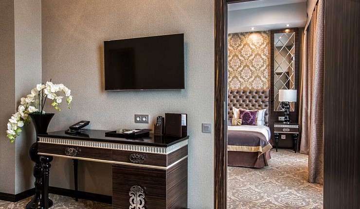 Фото Маджестик Бутик отель Делюкс