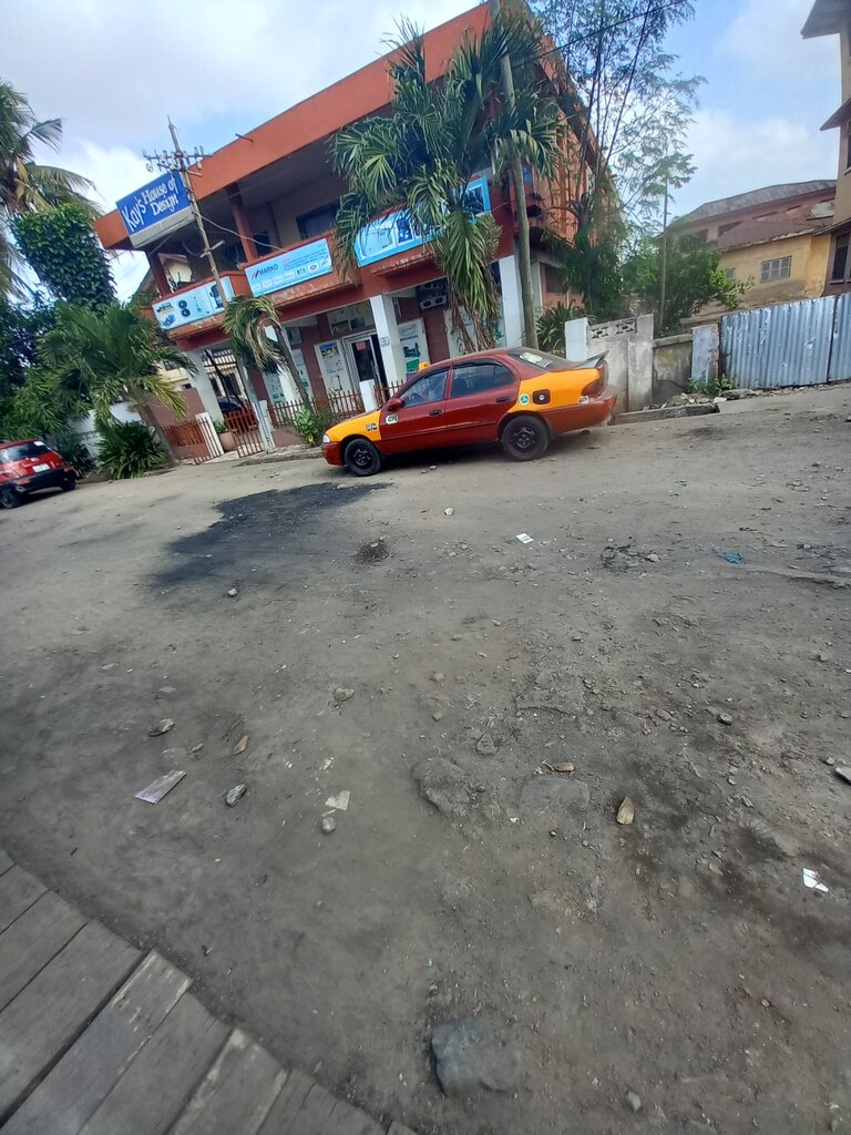 Copy center Kay’s House of Design, Accra, photo