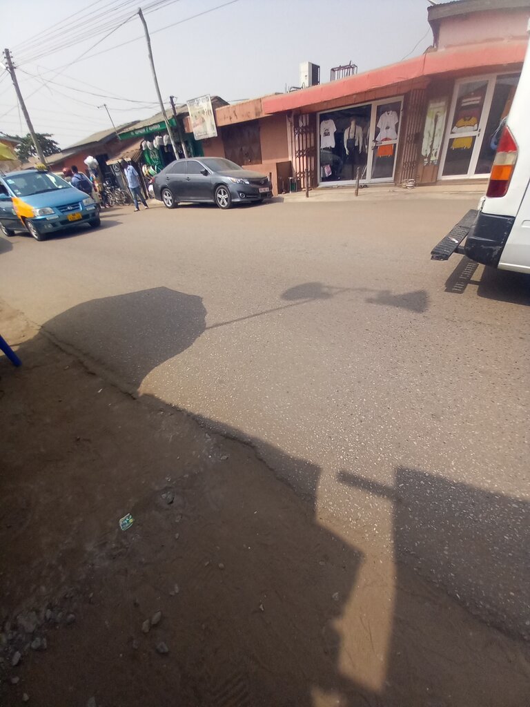 Clothing store Ladies And Gents Fashion, Accra, photo