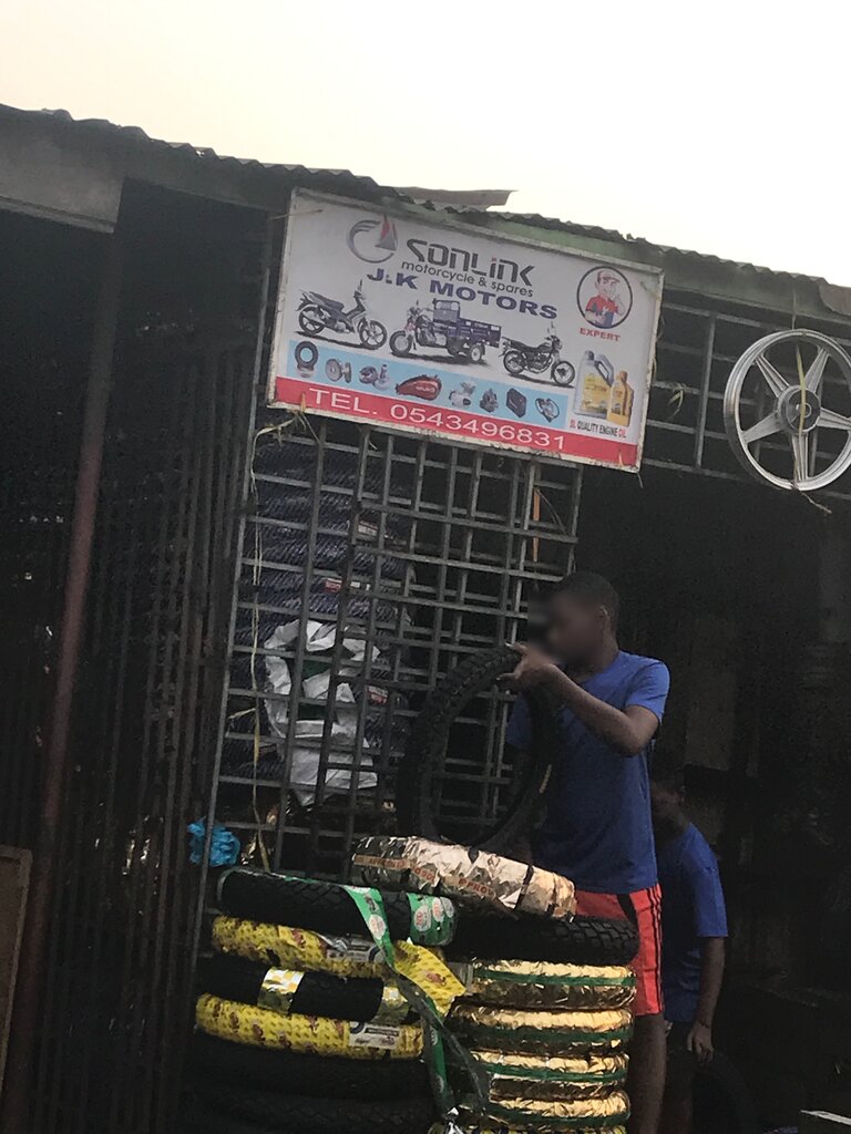 Auto parts and auto goods store Jk motors, Accra, photo