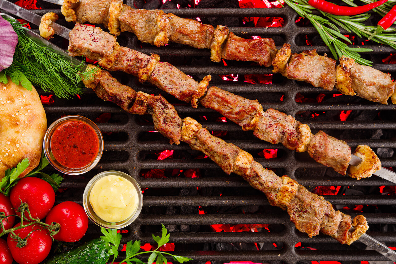 Әйелін ұрықпен сүйеді